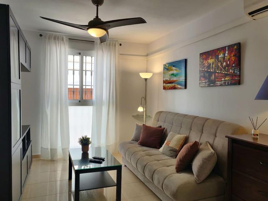 Apartamento Centrico En Fuengirola A 200 Metros De La Playa Exterior photo